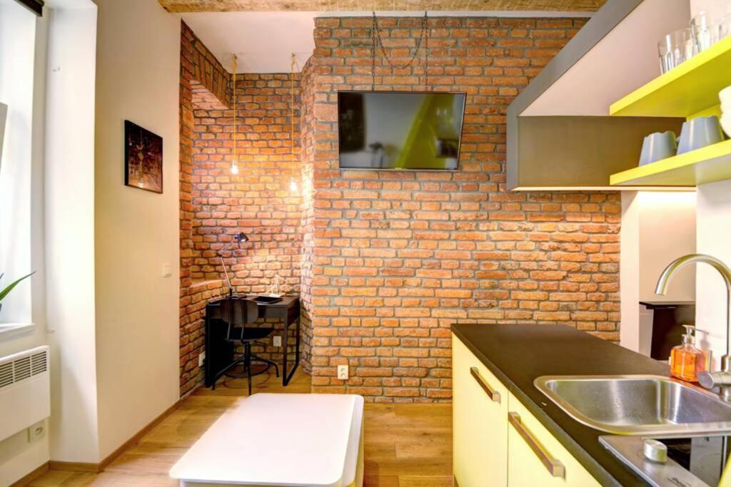 Central Studio - Andel * Prague